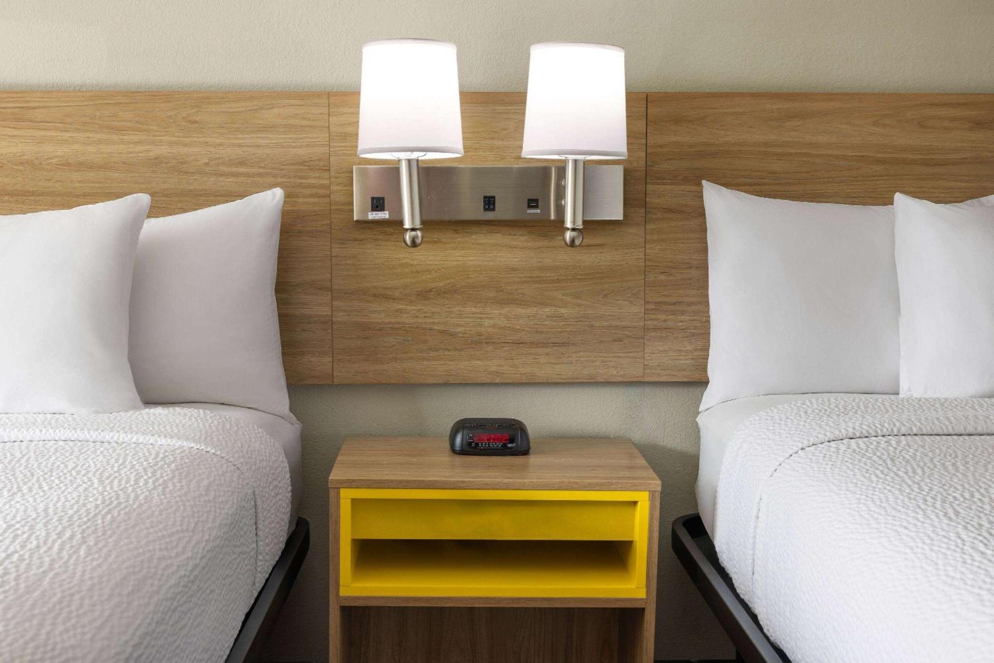 Days Inn By Wyndham Pottstown Exteriör bild